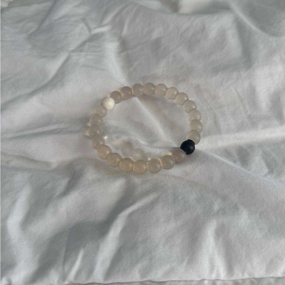 Lokai Bracelet Size Small – Clear Beads with Black & White Elements